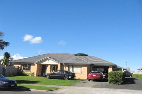 Photo of property in 2/22 Montilla Place, Manurewa, Auckland, 2102