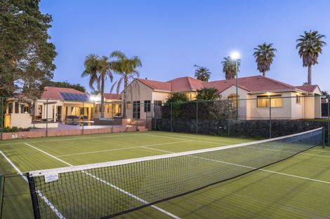 Photo of property in 9 Burgundy Park Avenue, Henderson, Auckland, 0612