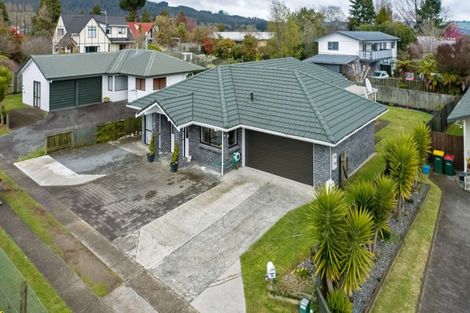 Photo of property in 15 Elmslie Place, Owhata, Rotorua, 3010