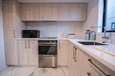 Photo of property in 4/19 Karamu Street, Te Atatu Peninsula, Auckland, 0610