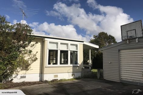 Photo of property in 40b Walton Street, Red Beach, 0932