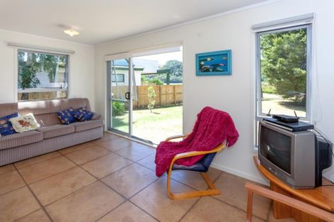 Photo of property in 63 Oyster Drive, Cooks Beach, Whitianga, 3591