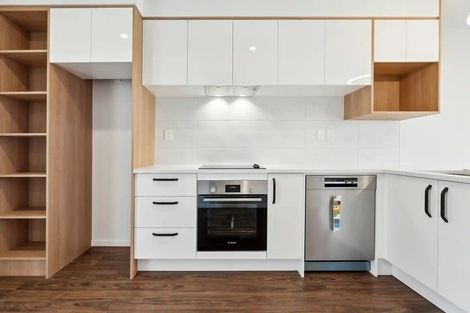 Photo of property in 40 Ramwall Place, Weymouth, Auckland, 2103