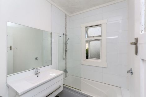 Photo of property in 14 Sanders Avenue, Westown, New Plymouth, 4310