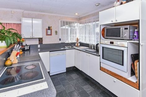 Photo of property in 17 Mcinnes Road, Weymouth, Auckland, 2103