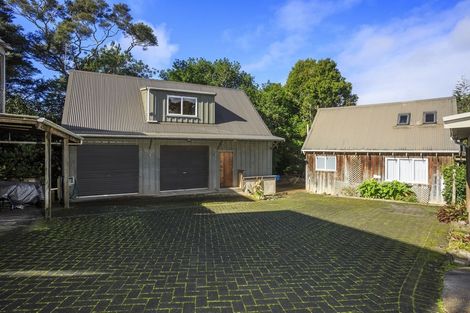 Photo of property in 18 Dene Court Lane, Greenhithe, Auckland, 0632