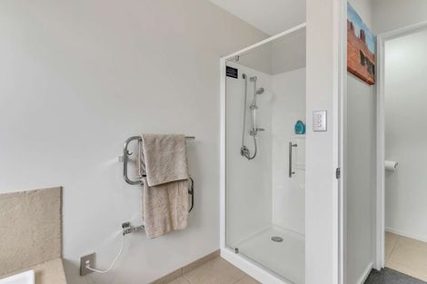 Photo of property in 17 Cameron Crescent, Rolleston, 7614