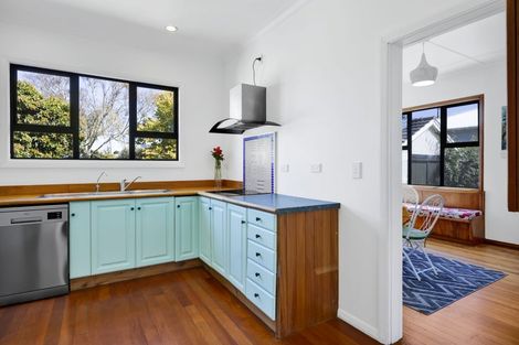 Photo of property in 11 Galt Street, Hawera, 4610