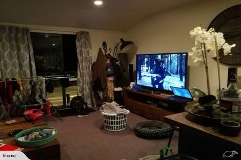 Photo of property in 909 Upper Waiwera Road, Tahekeroa, Silverdale, 0994