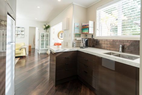 Photo of property in 24b Roy Street, Newtown, Wellington, 6021