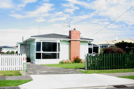 Photo of property in 8 Balmoral Crescent, Springvale, Whanganui, 4501