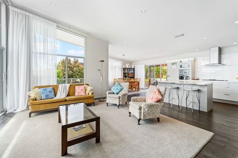 Photo of property in 74 Rivervale Grove, Stanmore Bay, Whangaparaoa, 0932