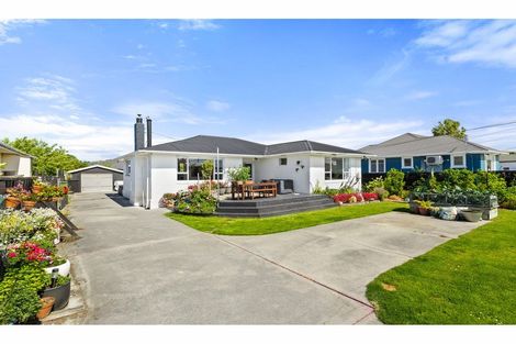 Photo of property in 72 Saint Johns Street, Woolston, Christchurch, 8062