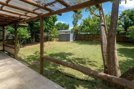 Photo of property in 21 Aurea Avenue, Pakuranga, Auckland, 2010