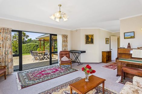 Photo of property in 5 Langdale Avenue, Paraparaumu, 5032