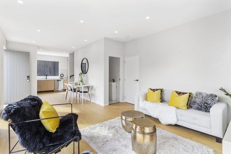 Photo of property in 44c Blakeborough Drive, Forrest Hill, Auckland, 0620