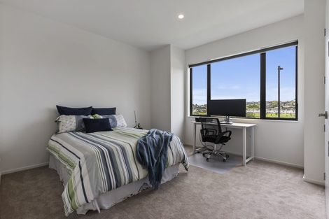 Photo of property in 146 Arran Point Parade, Orewa, 0931