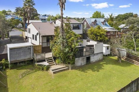 Photo of property in 117 Oreil Avenue, West Harbour, Auckland, 0618