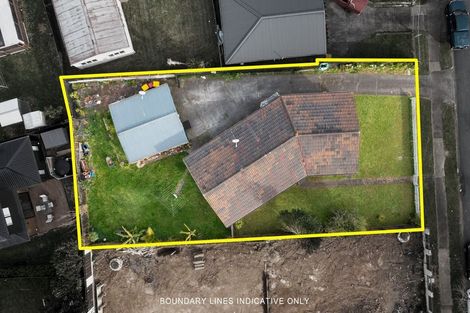 Photo of property in 16 Volante Avenue, Wattle Downs, Auckland, 2103