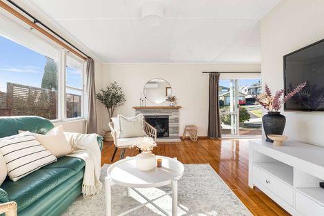 Photo of property in 45 Puriri Street, Helensville, 0800