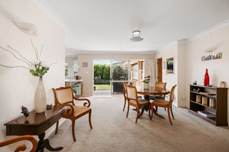 Photo of property in 86 Edgecumbe Road, Tauranga, 3110