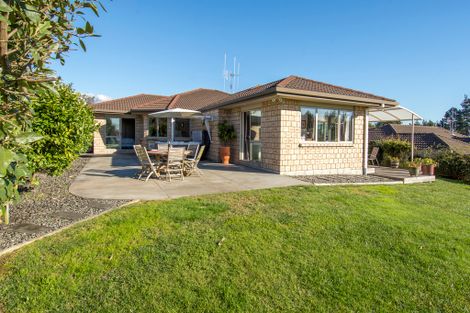 Photo of property in 48 Woodleigh Place, Ohauiti, Tauranga, 3112