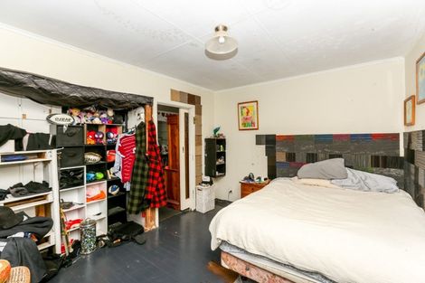 Photo of property in 35 Glenpark Avenue, Frankleigh Park, New Plymouth, 4310