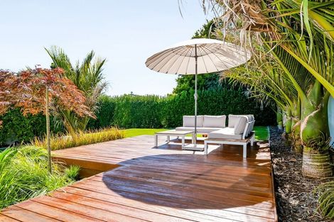 Photo of property in 185 Mangorei Road, Merrilands, New Plymouth, 4312