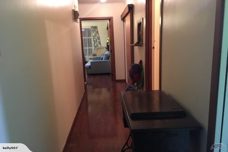 Photo of property in 30 Megan Avenue, Pakuranga Heights, Auckland, 2010