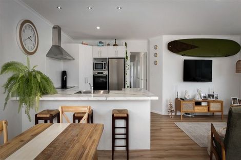 Photo of property in 8 Sandy Place, Waihi Beach, 3611