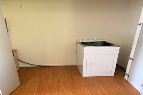 Photo of property in 31 Patts Avenue, Glendene, Auckland, 0602