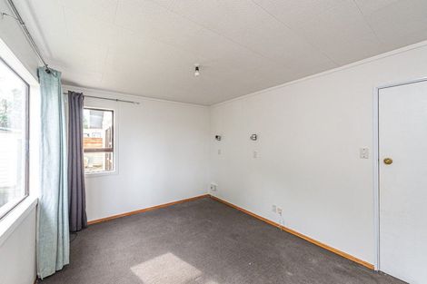 Photo of property in 19 Tongariro Street, Castlecliff, Whanganui, 4501