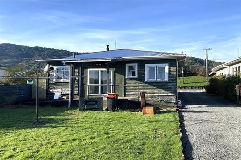 Photo of property in 56 Turumaha Street, Greymouth, 7805