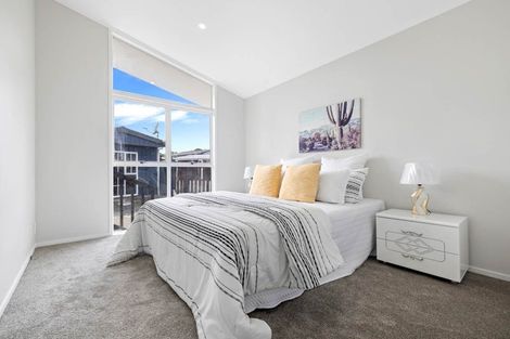 Photo of property in 49 Moncrieff Avenue, Clendon Park, Auckland, 2103