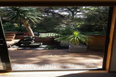 Photo of property in 1/29 John Court Street, Birkenhead, Auckland, 0626