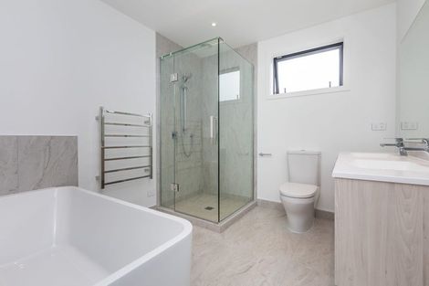 Photo of property in 9 Kumukumu Road, Long Bay, Auckland, 0630