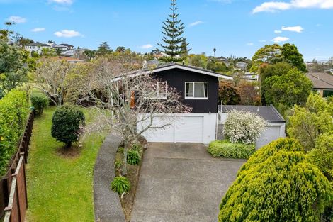 Photo of property in 21a Forrest Hill Road, Milford, Auckland, 0620