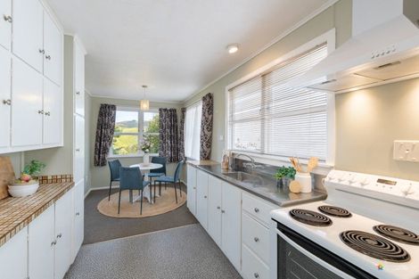 Photo of property in 18 Mark Avenue, Paparangi, Wellington, 6037