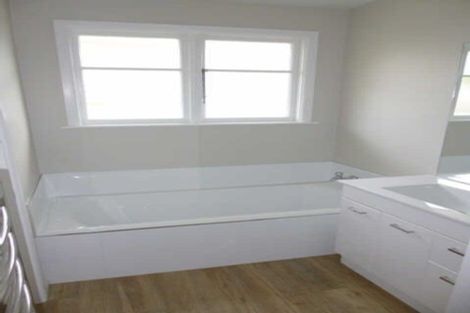 Photo of property in 23a Coniston Avenue, Te Atatu South, Auckland, 0610