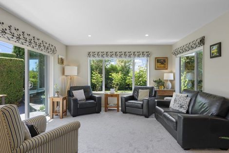 Photo of property in 42 Rotherham Drive, West Melton, 7618