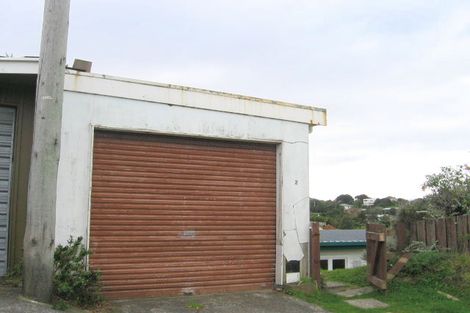 Photo of property in 2 Woodstock Terrace, Tawa, Wellington, 5028