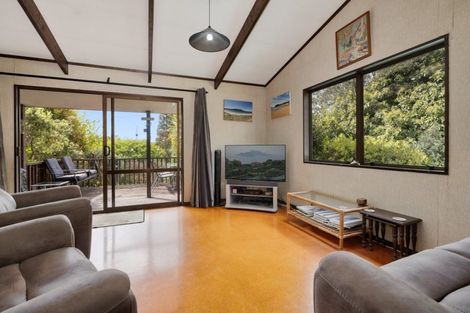 Photo of property in 48 Resolution Road, Welcome Bay, Tauranga, 3112