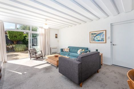 Photo of property in 1/107 Holly Road, St Albans, Christchurch, 8014