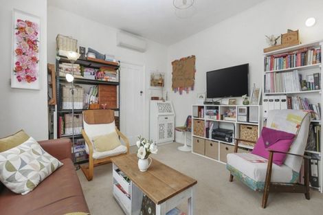 Photo of property in 202 Lyttelton Street, Spreydon, Christchurch, 8024