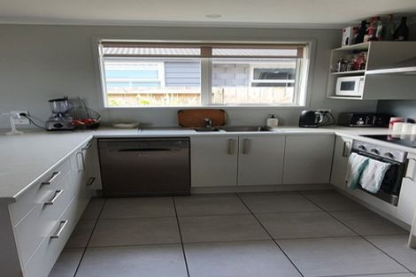 Photo of property in 46 Cupples Street, Papamoa Beach, Papamoa, 3118