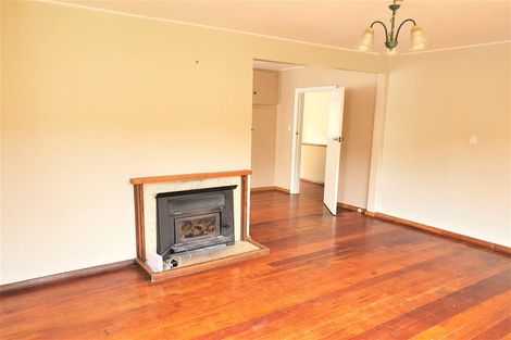 Photo of property in 21 Montgomery Avenue, Karori, Wellington, 6012