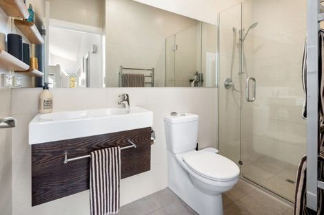 Photo of property in 553 River Road, Fairfield, Hamilton, 3214