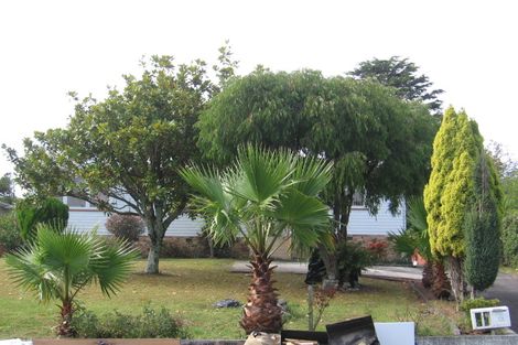 Photo of property in 10 Rerewai Place, Kelston, Auckland, 0602