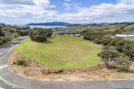 Photo of property in 1 Pekama Drive, Cable Bay, 0420
