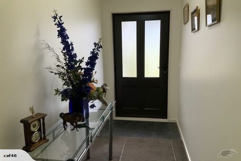 Photo of property in 16 Weka Road, Raumati Beach, Paraparaumu, 5032